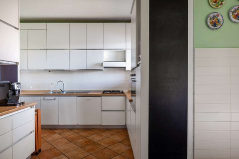 Villa a Ispra, Varese, Ispra - € 1.600.000 | Ref: W-04713L-941071 - foto 6
