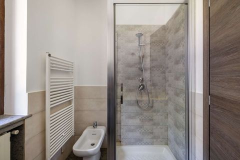 Villa i Taino, Varese, Taino - € 790.000 | Ref: W-047DEJ-941137 - foto 19