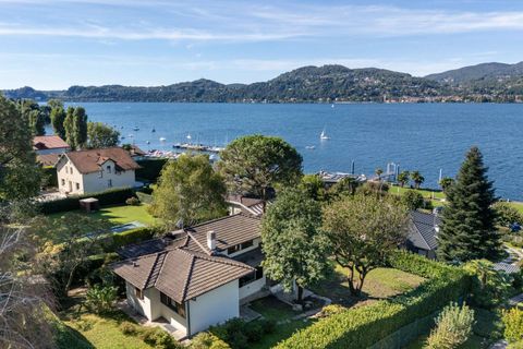 Villa i Ranco, Varese, Ranco - € 1.590.000 | Ref: W-046F5I-941662 - foto 1