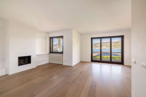 Villa i Ranco, Varese, Ranco - € 1.590.000 | Ref: W-046F5I-941662 - foto 5