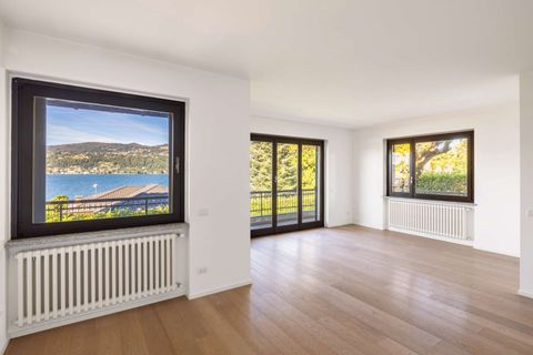 Villa i Ranco, Varese, Ranco - € 1.590.000 | Ref: W-046F5I-941662 - foto 6