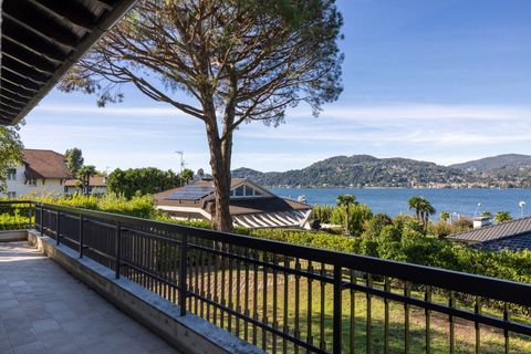 Villa i Ranco, Varese, Ranco - € 1.590.000 | Ref: W-046F5I-941662 - foto 8
