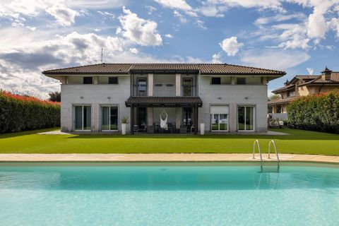 Villa a Arona, Novara, Arona - € 850.000 | Ref: W-046H6U-941697 - foto 16