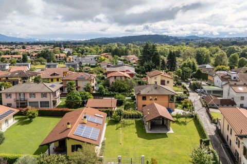 Villa i Angera, Varese, Angera - € 695.000 | Ref: W-046C6U-941913 - foto 22