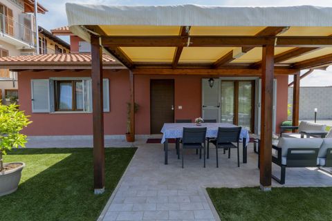 Villa a Arona, Novara, Arona - € 395.000 | Ref: W-02ZWQC-942428 - foto 5