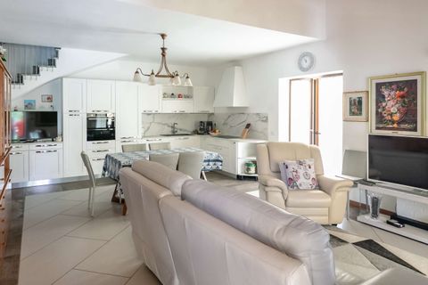 Villa a Arona, Novara, Arona - € 395.000 | Ref: W-02ZWQC-942428 - foto 6