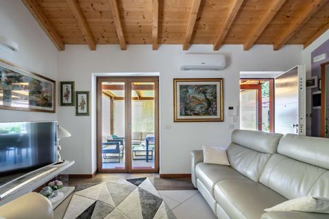 Villa a Arona, Novara, Arona - € 395.000 | Ref: W-02ZWQC-942428 - foto 7
