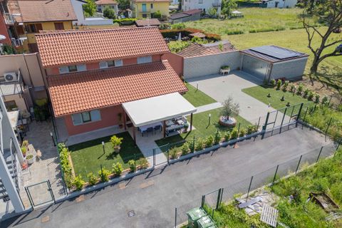 Villa a Arona, Novara, Arona - € 395.000 | Ref: W-02ZWQC-942428 - foto 16