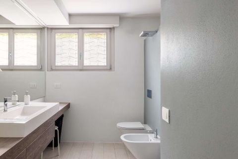 Villa a Ispra, Varese, Ispra - € 1.150.000 | Ref: W-02ZWAV-942771 - foto 9