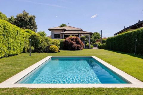 Villa a Ispra, Varese, Ispra - € 1.150.000 | Ref: W-02ZWAV-942771 - foto 13