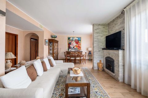 Villa a Ispra, Varese, Ispra - € 1.150.000 | Ref: W-02ZWAV-942771 - foto 16