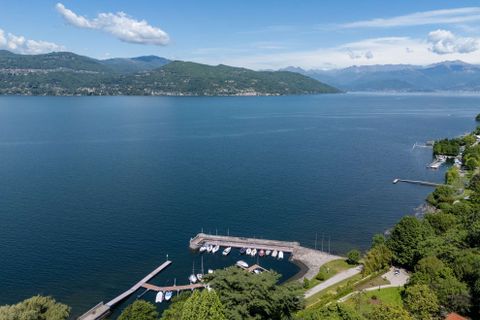 Villa a Ispra, Varese, Ispra - € 1.150.000 | Ref: W-02ZWAV-942771 - foto 24