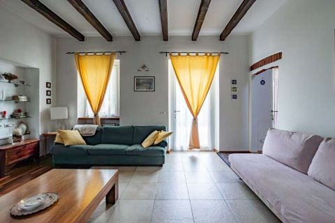 Villa a Arona, Novara, Arona - € 390.000 | Ref: W-02ZDCH-943002 - foto 6