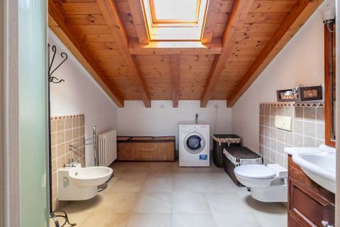 Villa a Arona, Novara, Arona - € 390.000 | Ref: W-02ZDCH-943002 - foto 19