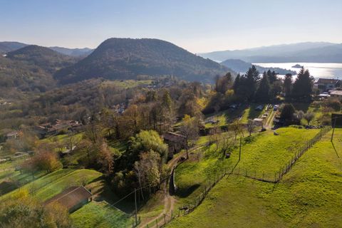 Villa a Pettenasco, Novara, Pettenasco - € 125.000 | Ref: W-02XH8Y-943286 - foto 4
