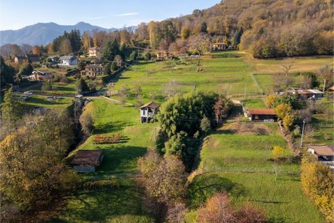 Villa a Pettenasco, Novara, Pettenasco - € 125.000 | Ref: W-02XH8Y-943286 - foto 8