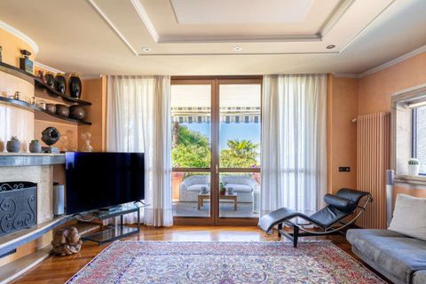 Villa a Besozzo, Varese, Besozzo - € 1.950.000 | Ref: W-02C4IJ-943724 - foto 5