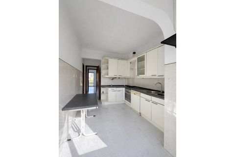 Lejlighed i Carnaxide, Lisbon, Carnaxide - € 388.000 | Ref: LIVEST_HB_MP_02 - foto 4