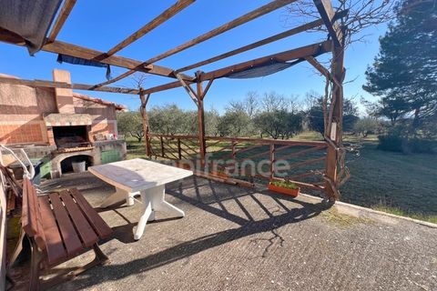 Farm hus i Manosque, Alpes-de-Haute-Provence, Manosque - € 185.000 | Ref: 340933370341 - foto 1