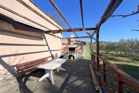 Farm hus i Manosque, Alpes-de-Haute-Provence, Manosque - € 185.000 | Ref: 340933370341 - foto 8