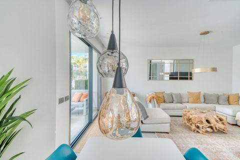 Villa i Estepona, Malaga, Estepona - € 1.390.000 | Ref: R5335486 - foto 11