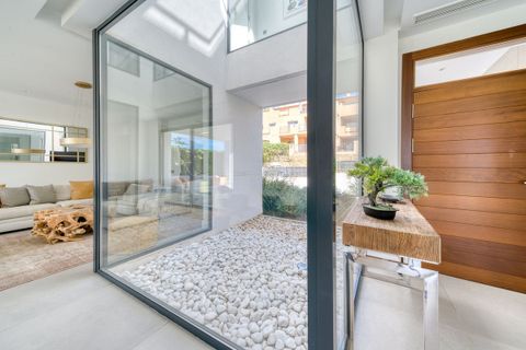 Villa i Estepona, Malaga, Estepona - € 1.390.000 | Ref: R5335486 - foto 15