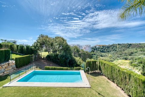 Villa i Estepona, Malaga, Estepona - € 1.390.000 | Ref: R5335486 - foto 29