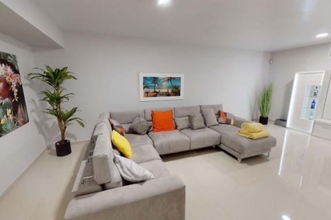 Villa i Orihuela Costa, Alicante, Orihuela Costa - € 599.950 | Ref: SMBOC2660 - foto 3