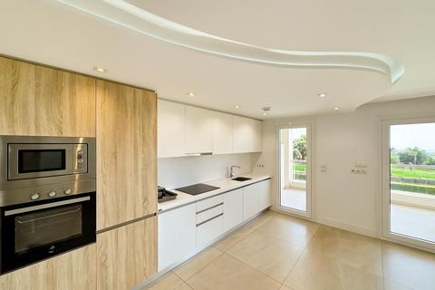Leilighet i San Roque, Cadiz, San Roque - € 525 000 | Ref: RSA020M3 - foto 3