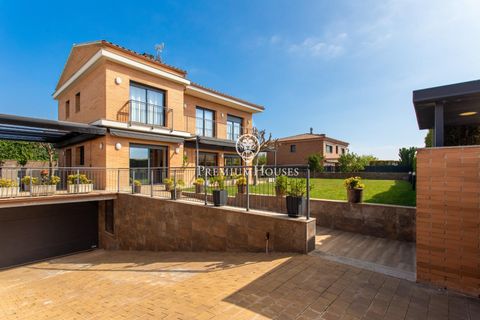 Villa a Cabrera De Mar, Barcelona, Cabrera De Mar - € 1.260.000 | Ref: PH102771/3699 - foto 2