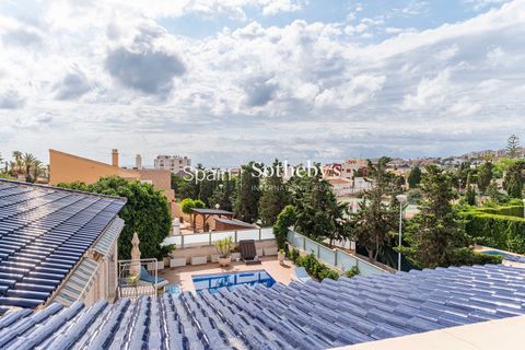 Villa i Torrevieja, Alicante, Torrevieja - € 1.170.000 | Ref: 318536 - foto 18