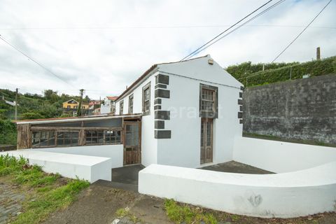 Villa i Horta, Faial, Horta - € 190.000 | Ref: 374260042 - foto 1