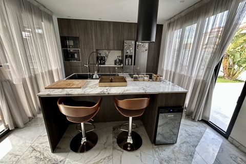 Villa i Los Balcones, Alicante, Los Balcones - € 1.320.000 | Ref: 768957 - foto 14
