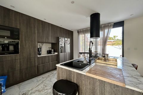Villa a Los Balcones, Alicante, Los Balcones - € 1.320.000 | Ref: 768014 - foto 17