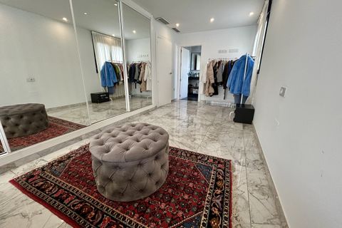 Villa a Los Balcones, Alicante, Los Balcones - € 1.320.000 | Ref: 768014 - foto 23