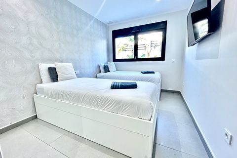 Villa a Los Balcones, Alicante, Los Balcones - € 849.950 | Ref: 764083 - foto 17