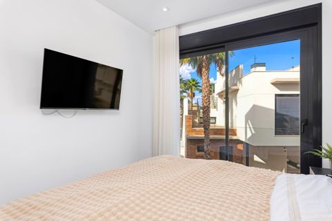 Villa i Cabo Roig, Alicante, Cabo Roig - € 829.000 | Ref: 751923 - foto 21