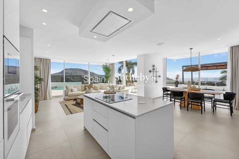 Villa i Adeje, Tenerife, Adeje - € 2.385.500 | Ref: 324249 - foto 8