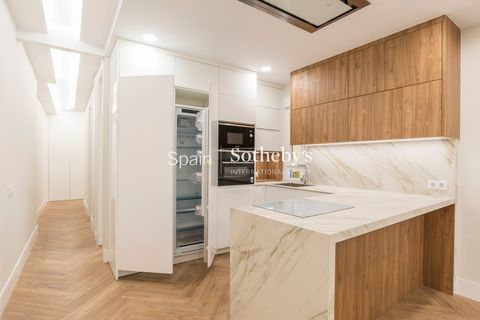 Leilighet i Madrid, Madrid, Madrid - € 1 090 000 | Ref: 325424 - foto 24