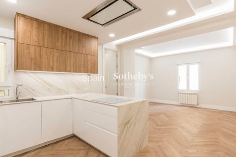 Leilighet i Madrid, Madrid, Madrid - € 1 090 000 | Ref: 325424 - foto 31
