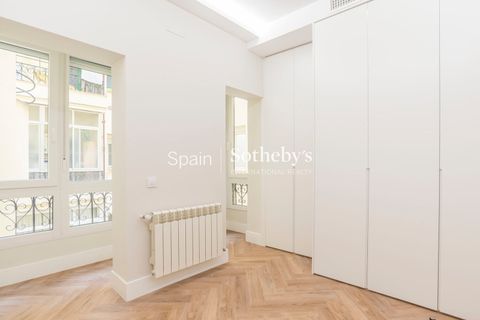 Leilighet i Madrid, Madrid, Madrid - € 1 090 000 | Ref: 325424 - foto 33