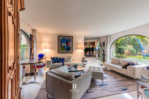 Villa a Strasbourg, Bas-Rhin, Strasbourg - € 1.950.000 | Ref: T66621-IMMOVAL - foto 2