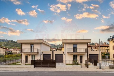 Rækkehus i Capriolo, Brescia, Capriolo - € 430.000 | Ref: ATL05.006 - foto 17