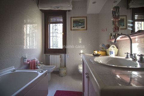 Villa i Prato, Prato, Prato - € 680.000 | Ref: DC680 - foto 8
