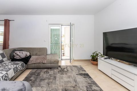 Villa i Seixal, Setubal, Seixal - € 425.000 | Ref: C0379-01005 - foto 2