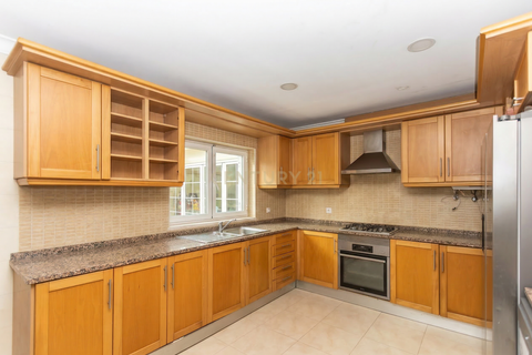 Villa i Seixal, Setubal, Seixal - € 425.000 | Ref: C0379-01005 - foto 8