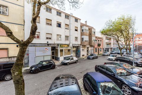 Erhvervsejendom i Amadora, Lisbon, Amadora - € 235.000 | Ref: C0483-01764 - foto 2