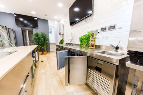 Erhvervsejendom i Amadora, Lisbon, Amadora - € 235.000 | Ref: C0483-01764 - foto 17