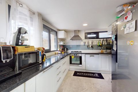 Villa a Montfermeil, Seine-Saint-Denis, Montfermeil - € 440.000 | Ref: 86808753 - foto 15