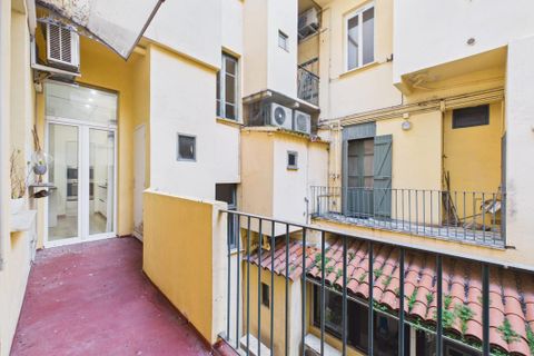 Lejlighed i Ajaccio, Corse-du-Sud, Ajaccio - € 360.000 | Ref: VA12931-MAXIMMO - foto 17